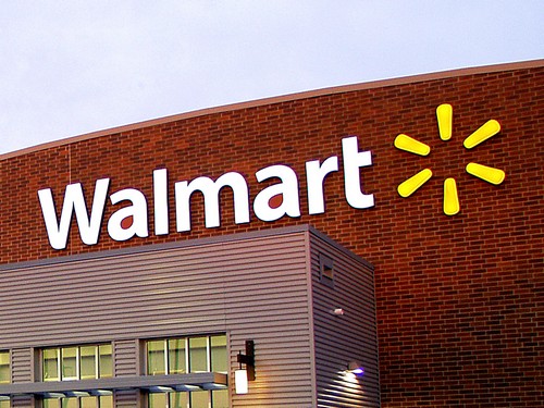 Walmart Marketing Strategy Uncovered: 4Ps Analysis [Mar 2024 ]